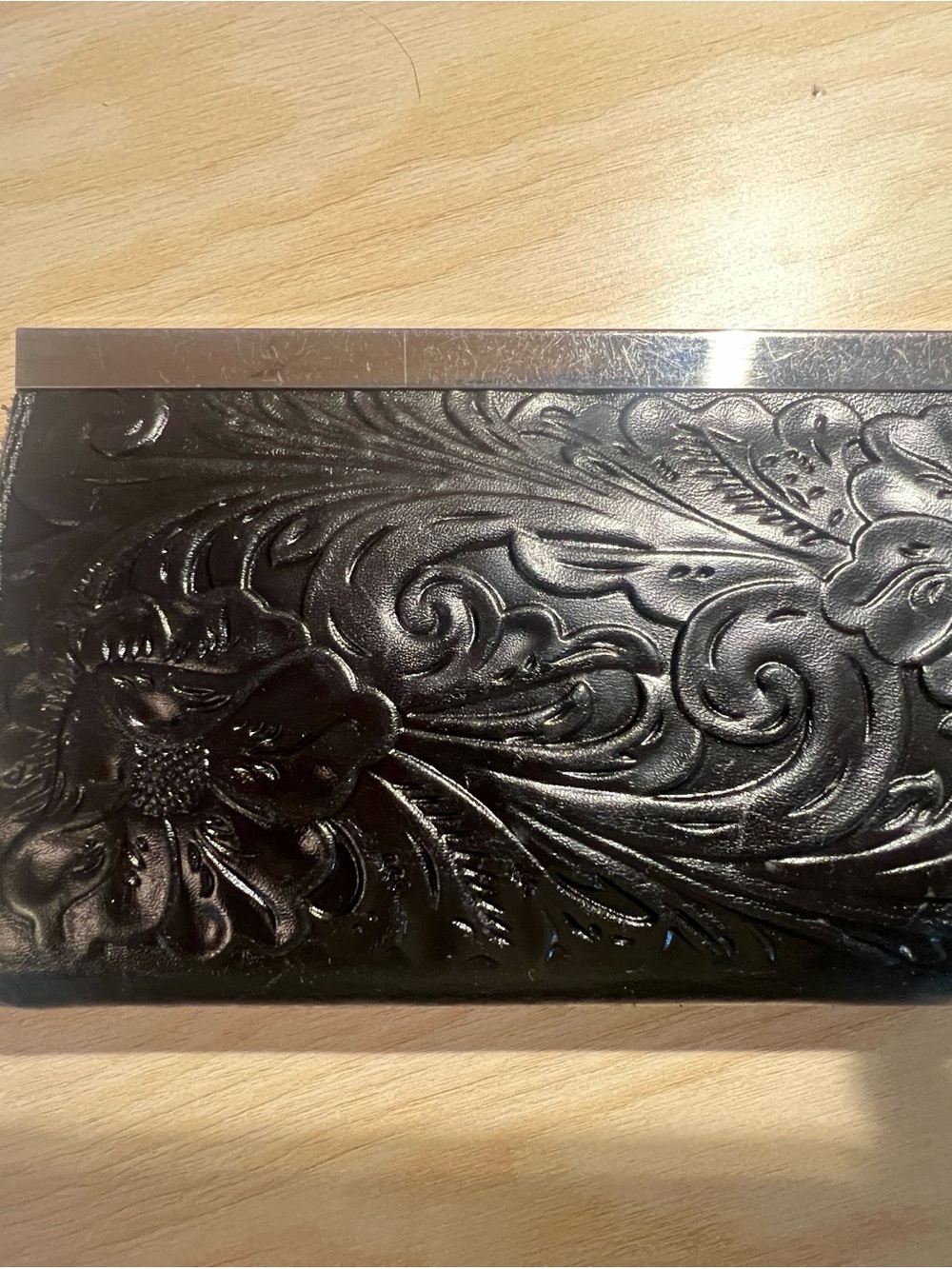 Patricia Nash Tooled Black Floral-Embossed Leather Wallet - Picture 4 of 9